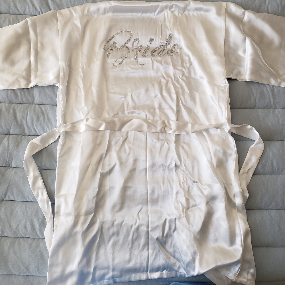 BRIDE Robe (NEW without tags)